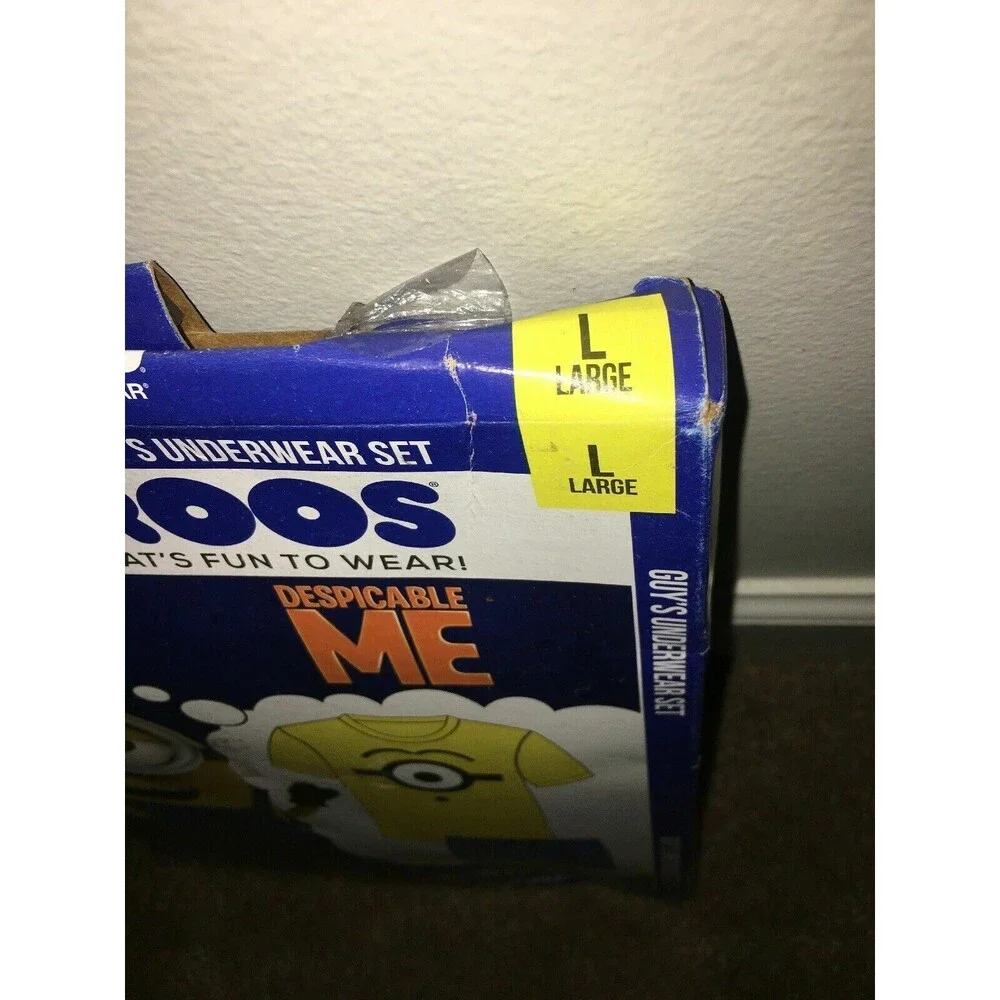 UNDEROOS Despicable Me Minions Men's 2pc Set Boxer Briefs & T-Shirt Size Medium